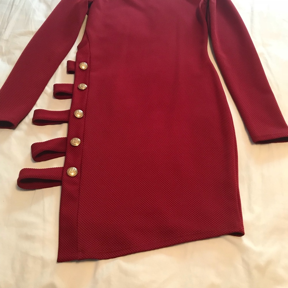 Dress - Picture 3 of 4
